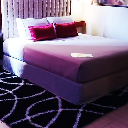 Dulcinea Hotel And Suites Lapu-Lapu City Exteriér fotografie