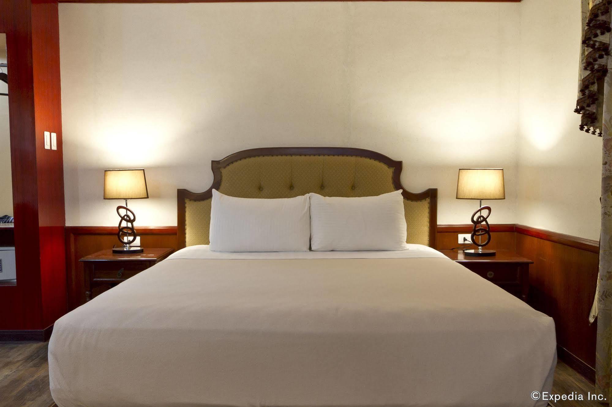 Dulcinea Hotel And Suites Lapu-Lapu City Exteriér fotografie
